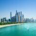 Moderne Skyline von Dubai mit Blick auf das Wasser – Top-Standorte für Immobilien in Dubai kaufen